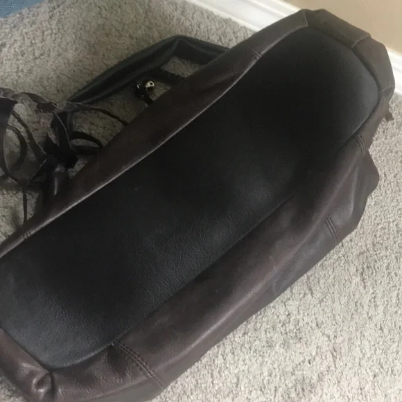 Brown leather bag with fun ‘fringe’ - Picture 6 of 7